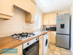 Kitchen- click for photo gallery